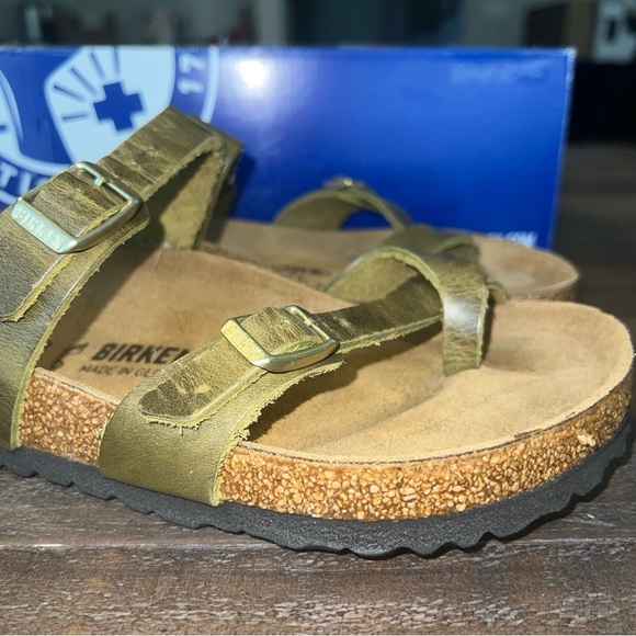 NEW IN BOX Birkenstock Mayari- size 38-women 7/8 olive army green-normal width - Picture 15 of 16